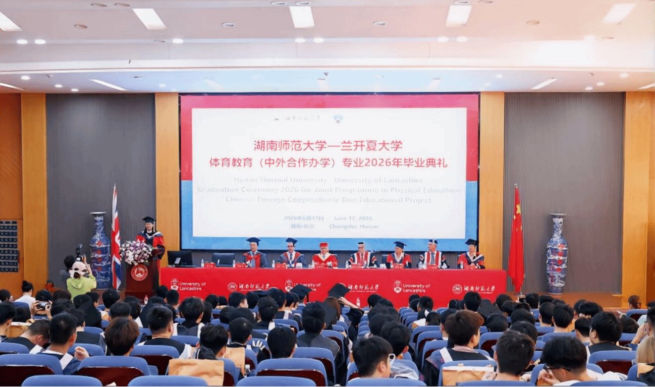 更是一群来自五洲四海的年轻人用热爱与